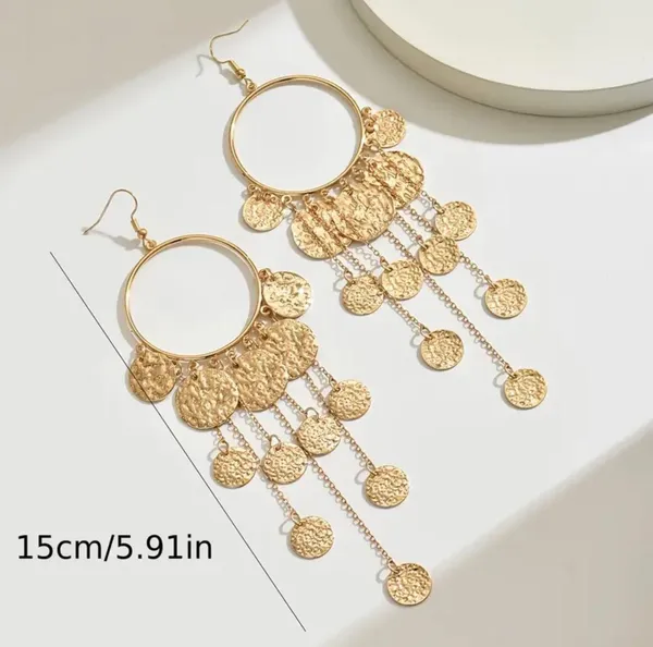 Elegant Gold Chandelier Earrings - Image 8