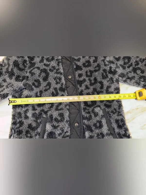 Member's Mark Cozy Sherpa Leopard Print Fleece Snap Button Jacket Medium - Image 6