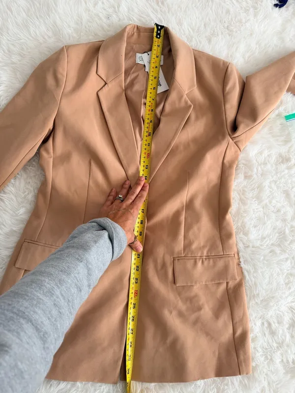 The Drop Blake Long Blazer in Praline, Size XS Tan - Image 10