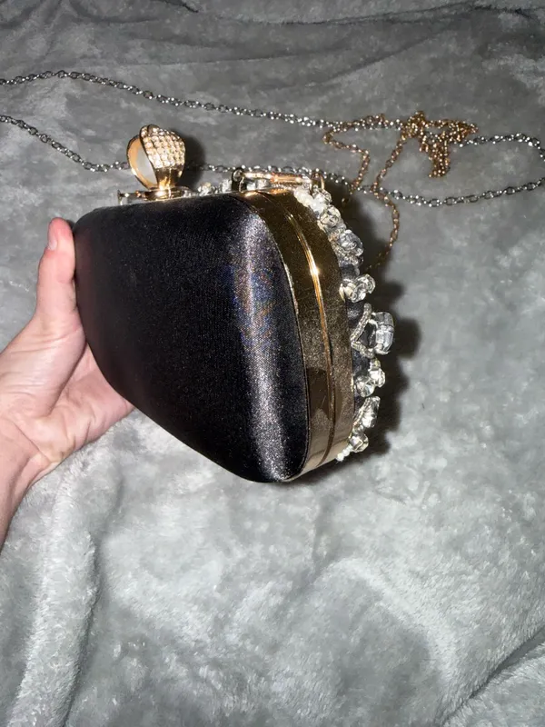 Amazon Elegant Beaded Clutch Purse - Image 10