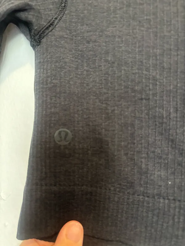Lululemon Ebb to Street Long Sleeve Black Size 2 - Image 5