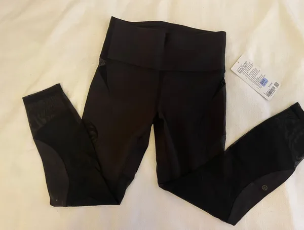 Lululemon Wunder Train Mesh Panel High-Rise Tight 25" - Image 4