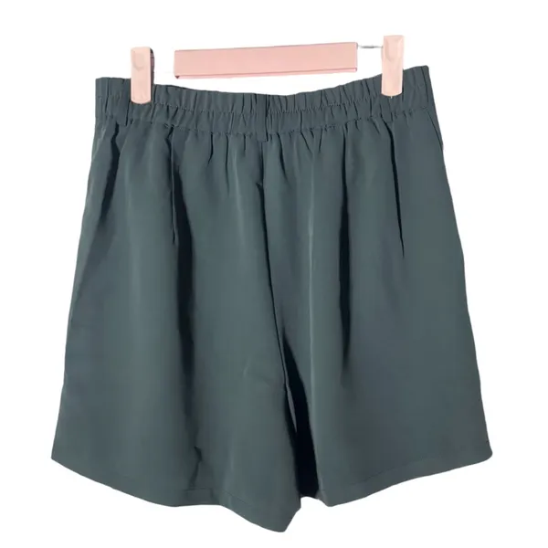 NWT Dark Gray Tailored High Waist Wide Leg Shorts with‎ Pockets - Small - Image 6
