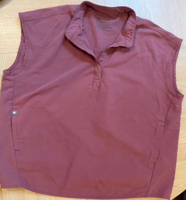 FIGS Scrubs Set - Image 3