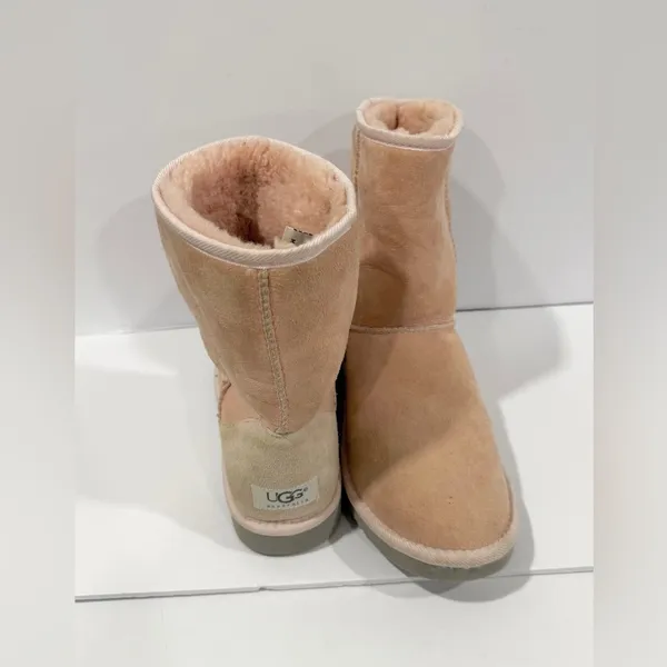 UGG Australia Classic Short Boot Pink Shearling Suede Women’s 8 - Image 4