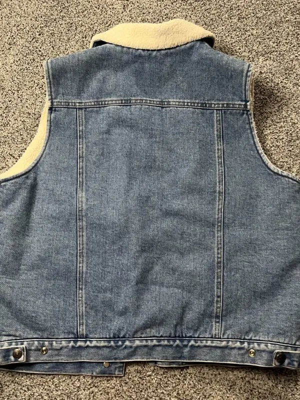 Vintage Lauren Jeans Co. Ralph Lauren Sherpa-lined denim vest - Image 2