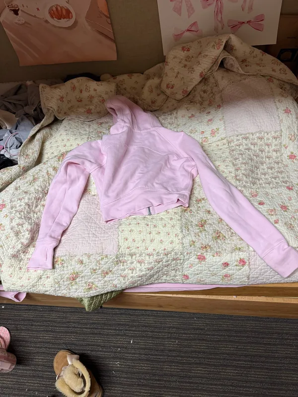 Full-Zip Cropped Scuba Meadow Lululemon Hoodie Pink - Image 3