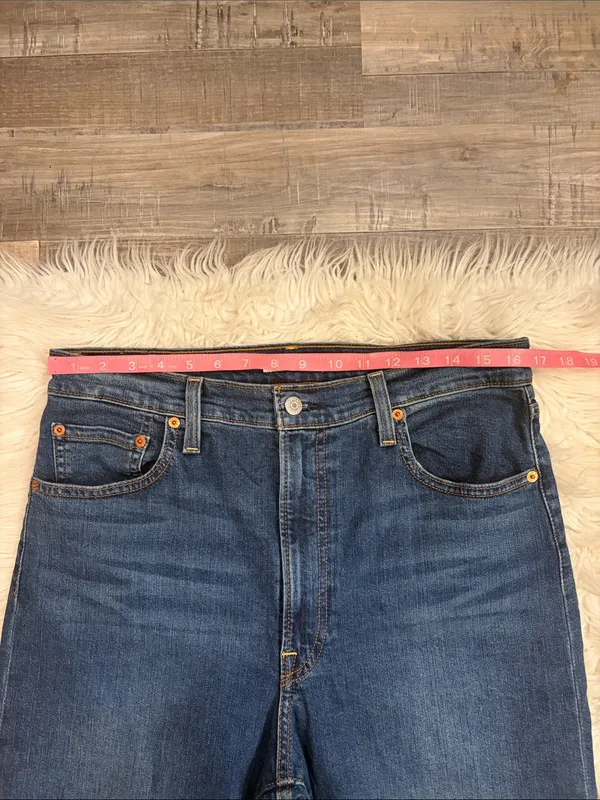 Levi’s Ribcage Bell denim jeans highest rise stretch 32 - Image 8
