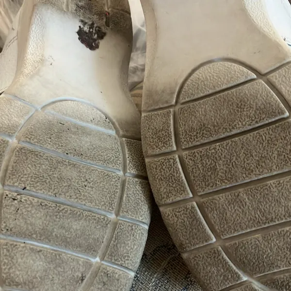 Classic White ladies Shoes 8 - Image 3