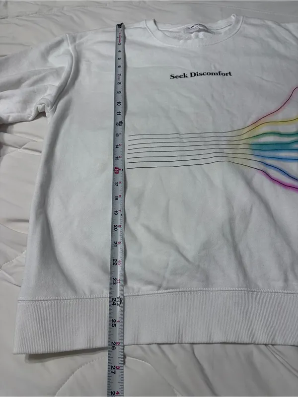 Seek Discomfort Women's Cream Graphic Sweatshirt with Rainbow Detail - Size XL - Image 10