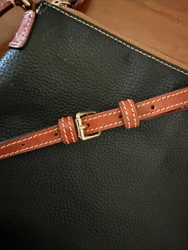 Vintage Dooney & Bourke “1975” Black Leather Shoulder Bag with Brown Trim - Image 7