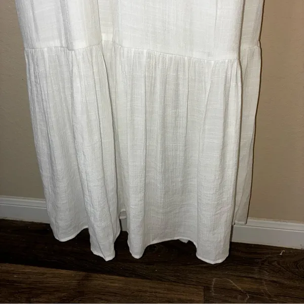 Versona White Tiered Maxi Dress with Crisscross Straps - Image 3