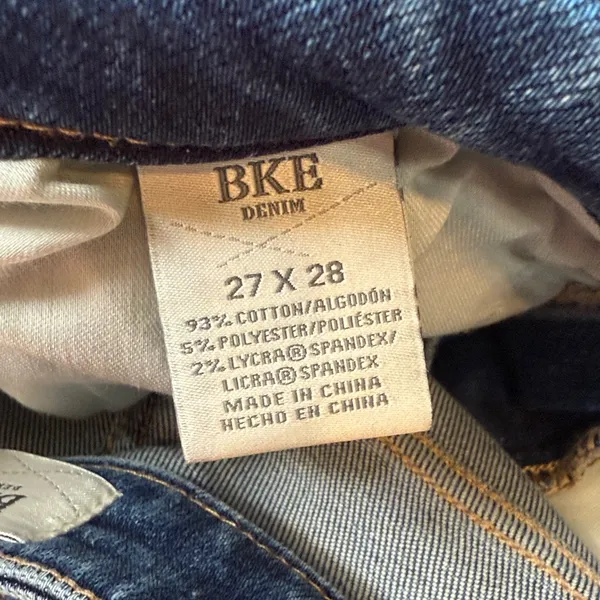 Woman’s BKE Billie Slim Fit Cropped Straight High Rise Stretch Jeans Size 27X28 - Image 4