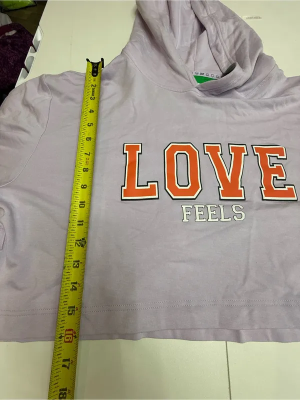 Alice + Olivia Lavender Cropped Hoodie with Orange 'LOVE' Graphic size M - Image 7