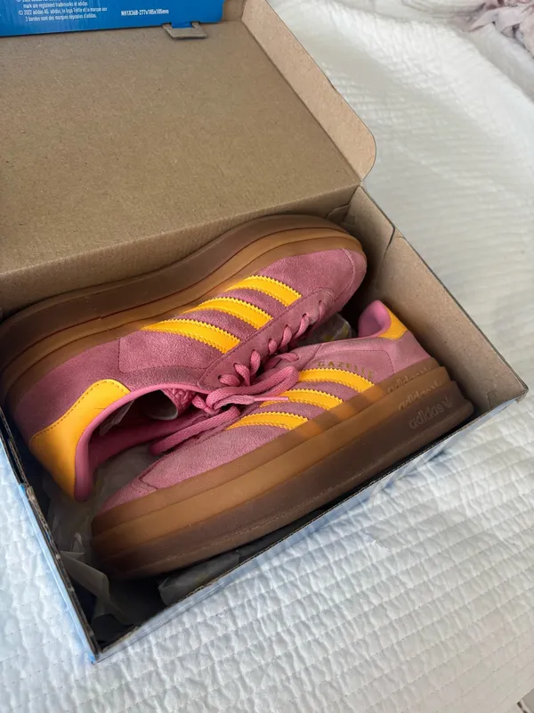 Adidas Gazelle Sneakers pink and orange - Image 4