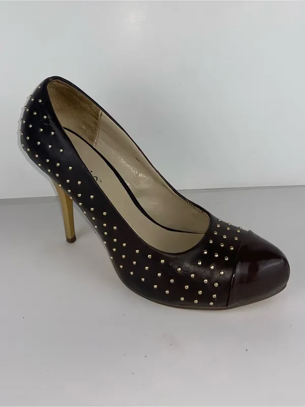 Liliana Black Studded High Heel Pump with Brown Cap Toe Size 8.5 Dolace - Image 2