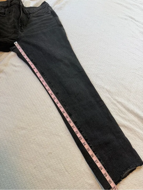 Madewell Stove Pipe Jeans 31 Armand Wash Black Faded - Image 6