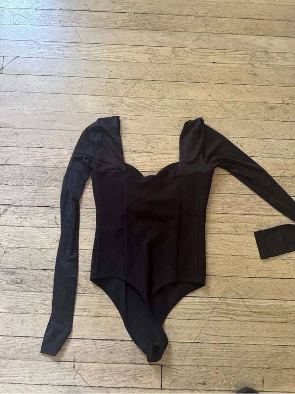NWT Abercrombie & Fitch Black Long-Sleeve One-Piece - Image 8