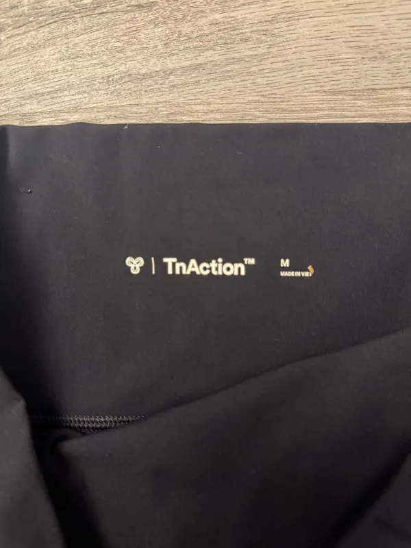 Aritzia TnAction biker shorts - Image 3