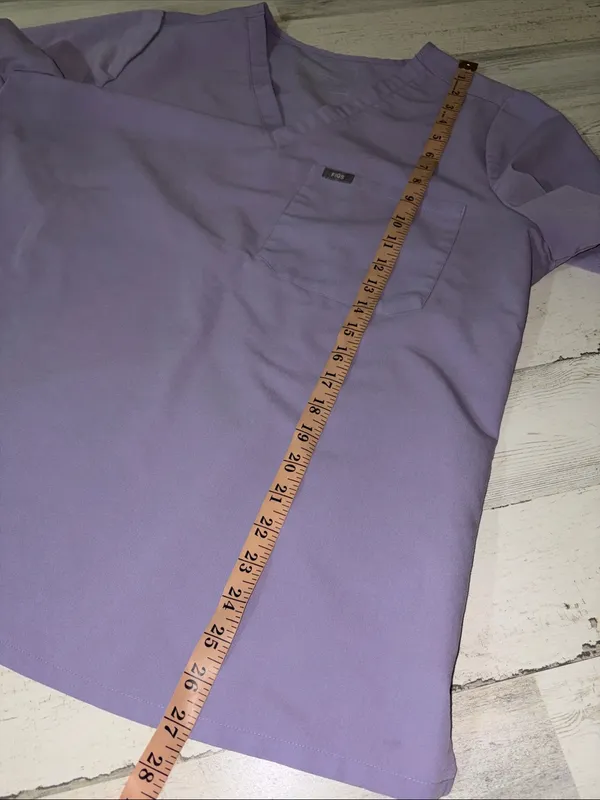 Figs Women's V-Neck Scrub Top in Lavender Size XL - Image 10