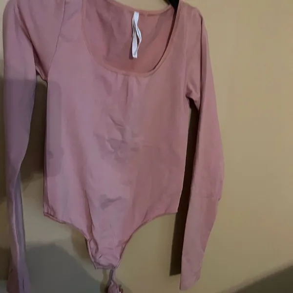 Babaton‎ medium pink bodysuit - Image 3