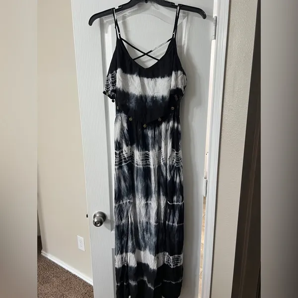 American Eagle Outfitters Monochrome Maxi Dress - Image 2