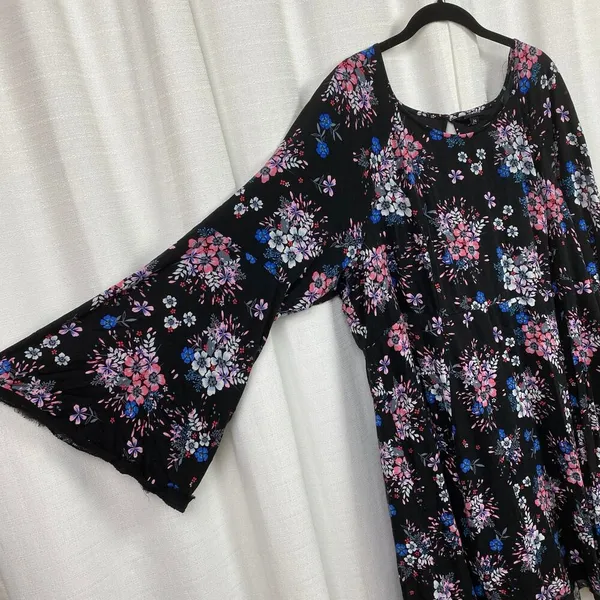 Torrid Black&Pink Floral Challis Mini Dress Sz.24W - Image 8