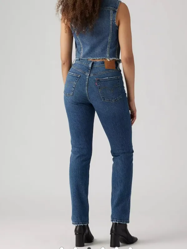Levi's 501 Women's Straight Leg Blue Jeans size 29 x 32 - Image 2