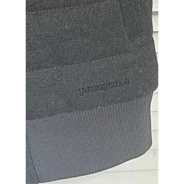 Patagonia Women’s Vagabunda Quilted Fleece Neck Puffer Vest Dark Gray S - Image 10