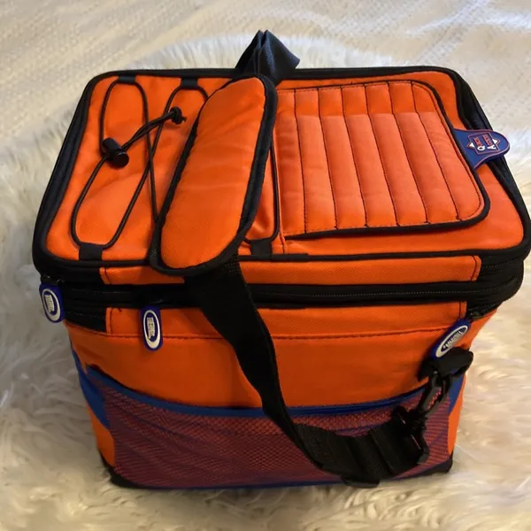 THERMOS Lunch Bag pretty big orange and Blue color BNWOT long 13” wide 12” - Image 15