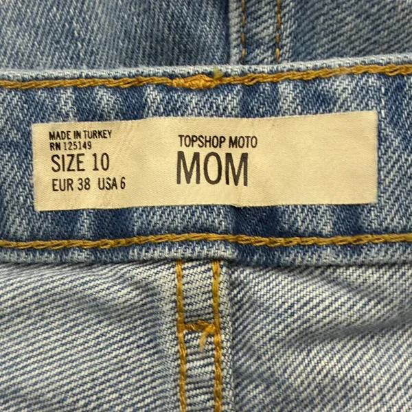 Topshop Mom Denim Shorts Light Wash Distressed Frayed Hem Jean Festival Size 6 - Image 7