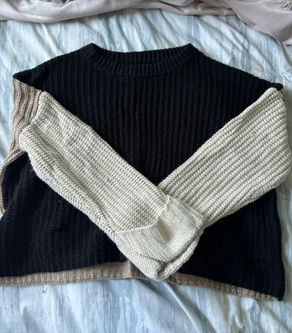 Forever 21 Knit Sweater - Image 2