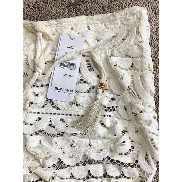 New. Pilyq ivory lace coverup shorts. Retails $144. XS/S - Image 7