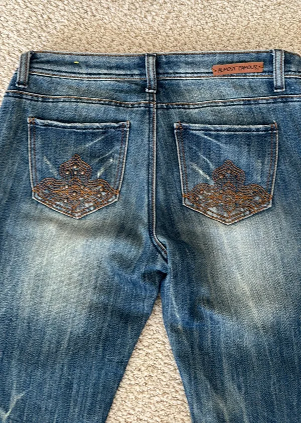 Y2K Distressed Bootcut Jeans Size 5 - Image 2