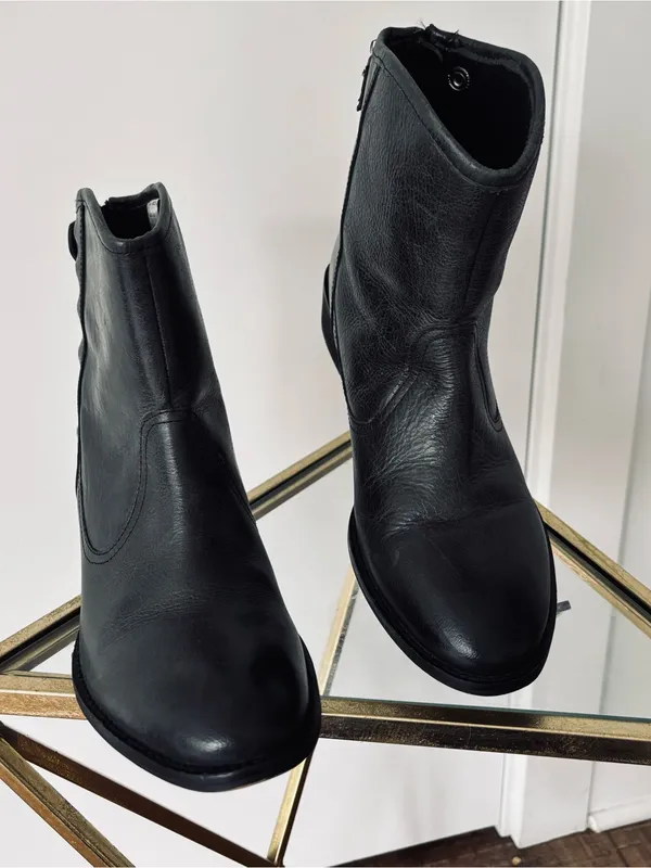 Naughty Monkey Black leather Rustic Cowboy Ankle boots women's 10 - Image 5