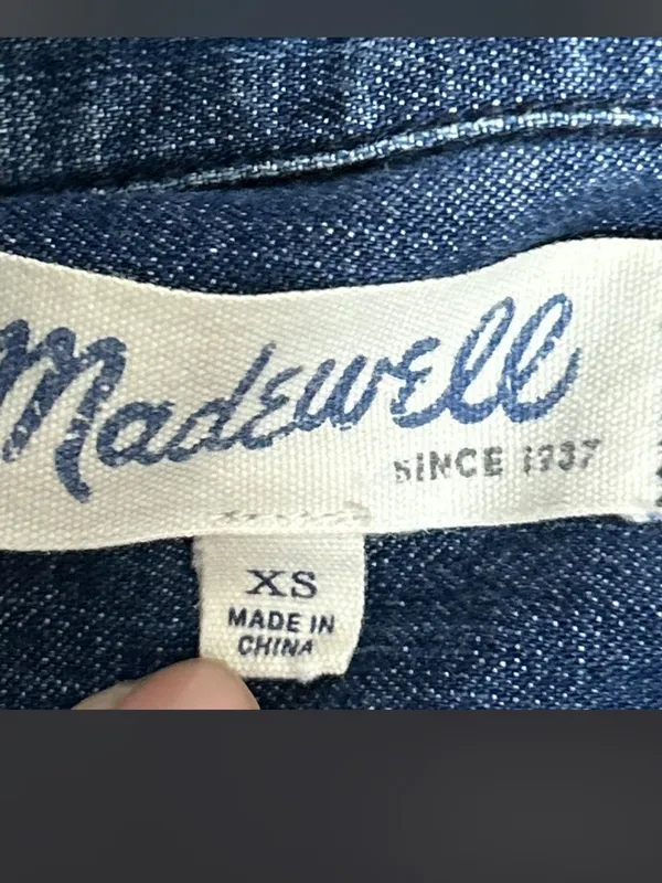 Madewell Denim Shirt Women's Classic Pockets Fade 100% Cotton Soft. Size XS. - Image 4