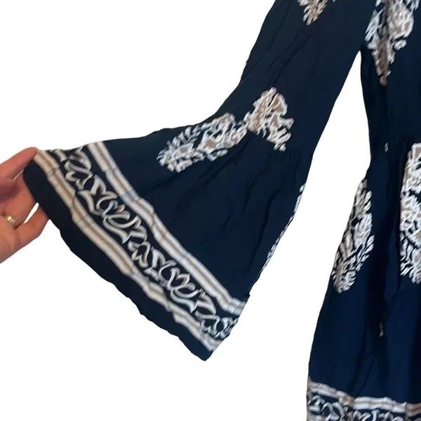 Altar'd State Blue Tan‎ Boho Print Bell Sleeve High Low Front Tie Top XS Flowy - Image 5