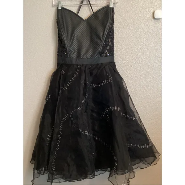 DC Comics Catwoman Formal Dress Limited-Edition Hot Topic Sz 12 M - Image 2
