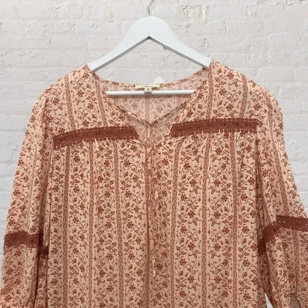 Boho Peasant Blouse M Floral Crochet Lace Tie Neck 3/4 Puff Sleeve Festival - Image 10