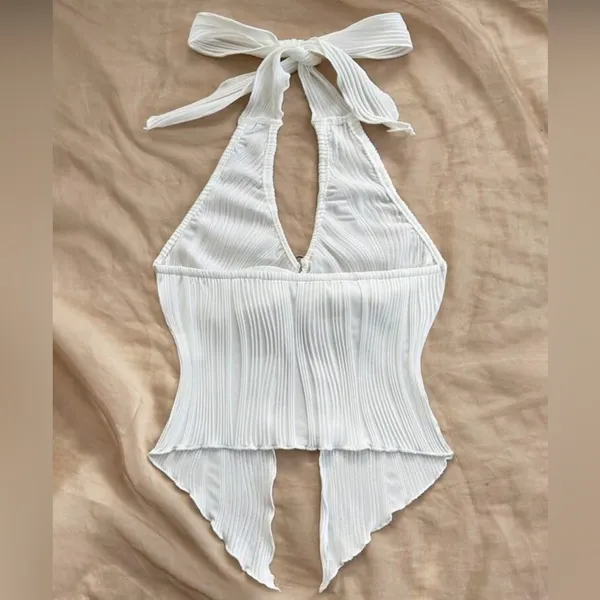 Elegant White Halter Top - Image 2