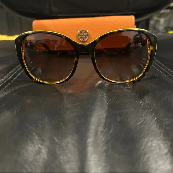 Tory Burch Brown Sunglasses with Gold Accent includes Tory Burch case - Image 2