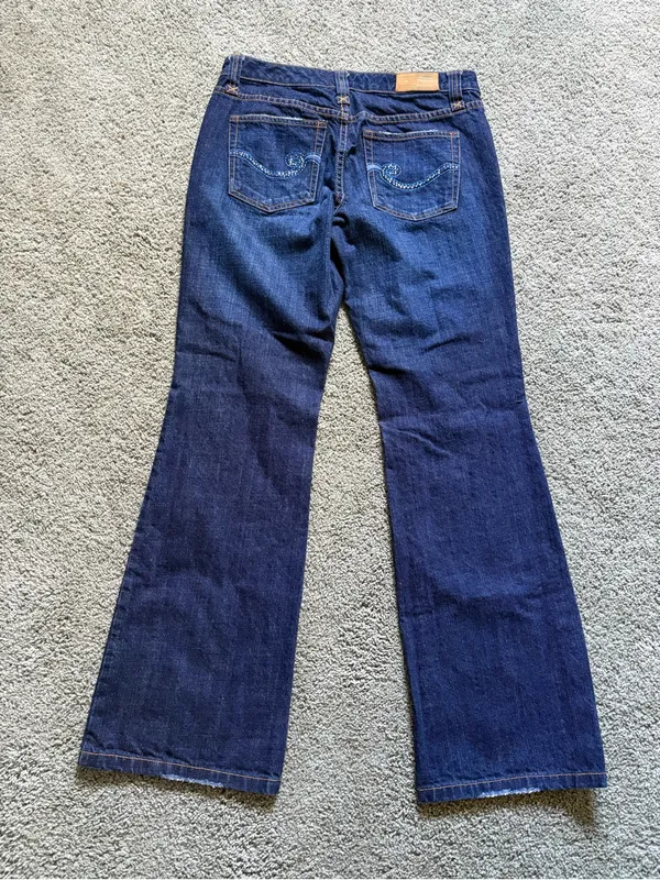 Tommy Hilfiger Low Rise Flare Jeans Womens Size 8 90s Y2K Lightly Distressed - Image 9