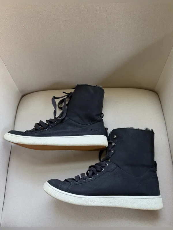 UGG Starlyn Shoes Women's 9.5 Black Gray Nubuck Shearling High Top Sneaker Boots - Image 2
