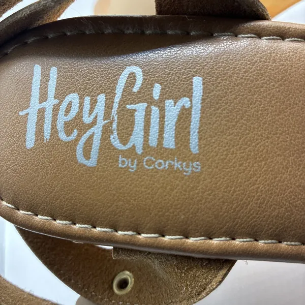 Hey Girl by Corkys Country Club Heels Women’s Tan Sandals Size 9 Platform - Image 4