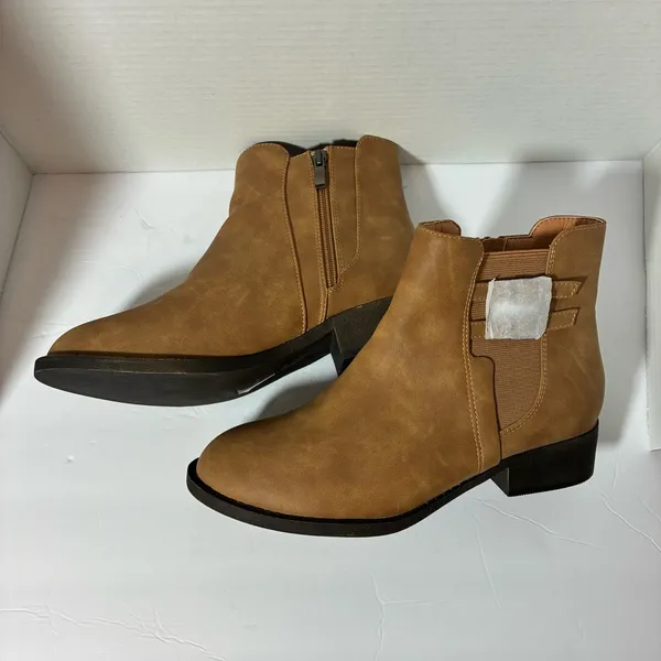 Tan Ankle Bootie Boots Size 9.5 - Image 5