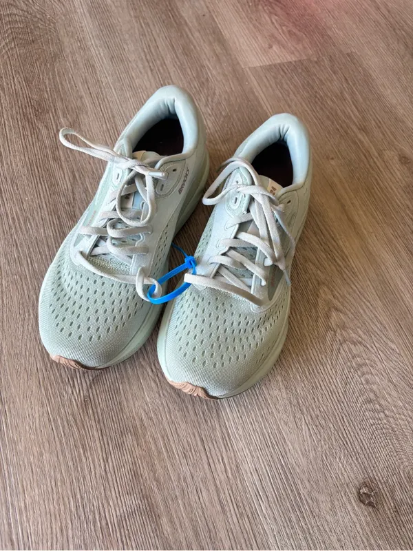 Brooks Women's Adrenaline GTS24 - Image 5