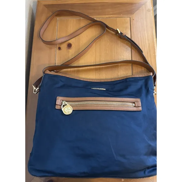 Michael Kors Kempton Tote Navy Nylon & Brown Trim Gold Tone Hardware Accents - Image 11