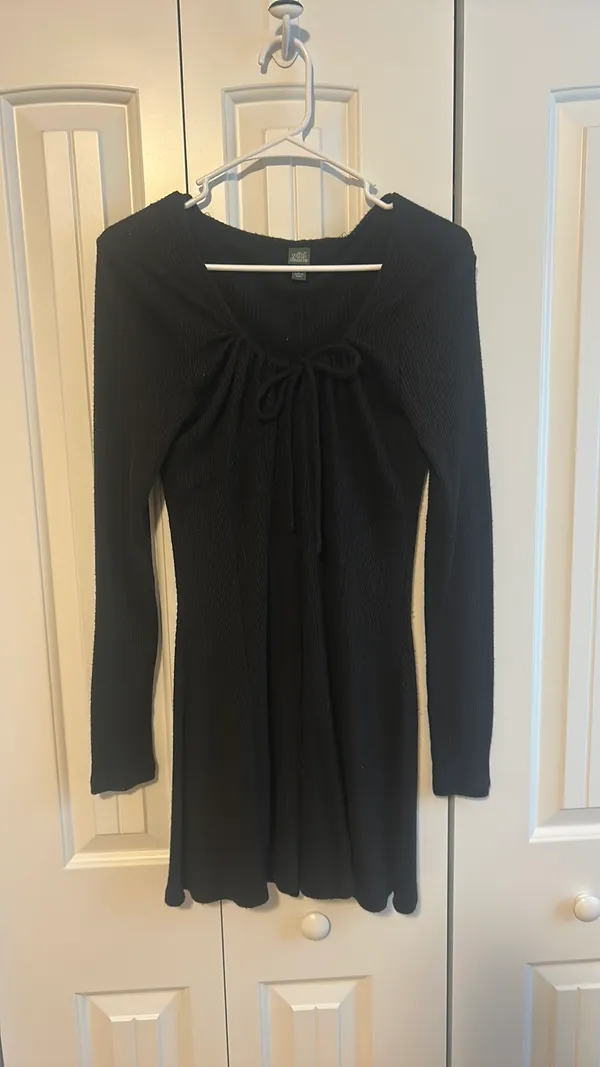 Wild Fable Long Sleeve Dress with a Bow - Image 4