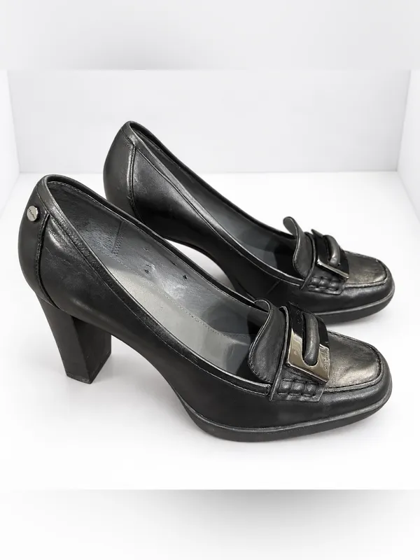 Vintage 90s Calvin Klein Black Leather Square Toe Loafer Pumps Y2K Block Heels - Image 2