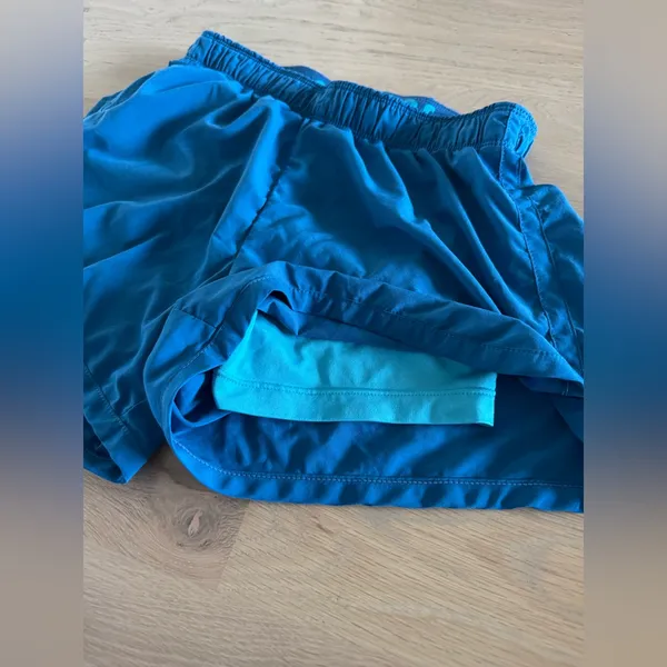 Nike Women's Tempo Dri-FIT lined Running Shorts blue size small - Image 2